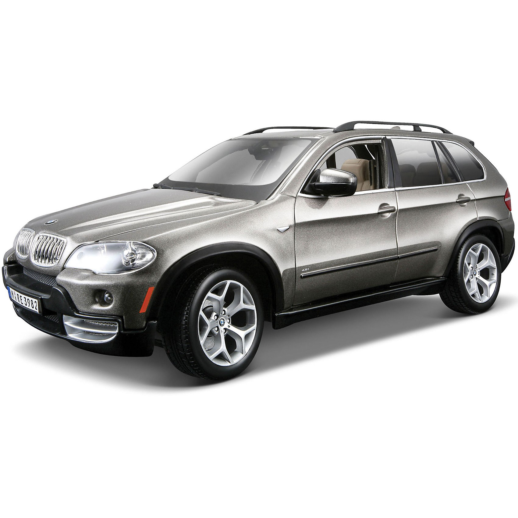 Машина BMW X5 1:18, Bburago Машина BMW X5 1:18, BburagoКоллекционные модели<br>Модель машины BMW X5, Bburago станет замечательным подарком для автолюбителей и коллекционеров всех возрастов. Модель отличаются высокой степенью детализации и тщательной проработкой всех элементов.<br><br>Машинка BMW X5 представляет собой точную копию настоящего автомобиля в масштабе 1:18. Впервые внедорожник BMW X5 была представлен в 1999 году на автосалоне в Детройте, автомобиль сочетает в себе комфорт, динамику и высокие качества внедорожника. Модель от Bburago оснащена прочными стеклами и зеркалами заднего вида, интерьер салона и панель управления тщательно проработаны. Двери, багажник и капот открываются. Корпус модели выполнен из металла с элементами из пластика.<br><br>Дополнительная информация:<br><br>- Материал: металл, пластик, колеса прорезиненные.<br>- Масштаб: 1:18.<br>- Размер: 12 х 29,6 х 17,5 см.<br>- Вес: 1,12 кг. <br><br>Модель машины BMW X5, Bburago (Бураго) можно купить в нашем интернет-магазине.<br><br>Ширина мм: 296<br>Глубина мм: 120<br>Высота мм: 200<br>Вес г: 1030<br>Возраст от месяцев: 144<br>Возраст до месяцев: 1164<br>Пол: Мужской<br>Возраст: Детский<br>SKU: 3369435