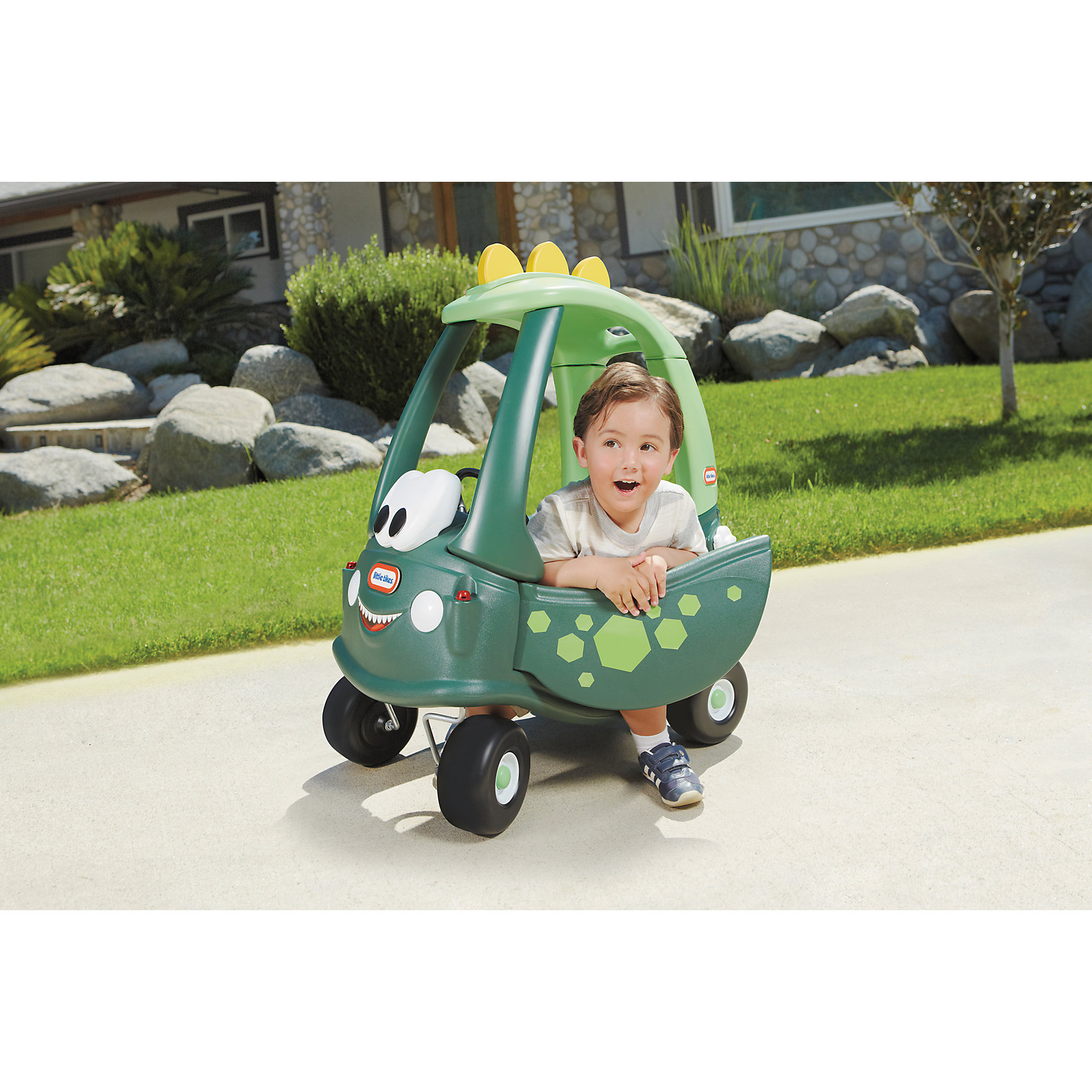 Каталка Дино, Little Tikes Каталка Дино, Little TikesМашинки-каталки<br>Каталка Дино, Little Tikes (Литтл Тайкс) непременно понравится Вашему ребенку. Ребенок может садиться в этот автомобильчик через открывающиеся двери и самостоятельно приводить его в движение, отталкиваясь ногами через отверстие в днище машинки. А пока ребенок еще маленький, отверстие в полу можно закрыть и катать малыша, управляя машиной при помощи специальной ручки. Выдерживает температуру до -18 градусов.<br><br>Дополнительная информация:<br>-Вес в упаковке: 10 кг<br>-Размеры в упаковке: 73х41х38 см <br>-Размеры каталки: 41х78х83 см<br>-Материалы: пластик<br><br>Яркая машинка-каталка Дино – отличная игрушка для прогулок на улице!<br><br>Каталка Дино, Little Tikes (Литтл Тайкс) можно купить в нашем магазине.<br><br>Ширина мм: 730<br>Глубина мм: 410<br>Высота мм: 380<br>Вес г: 10000<br>Возраст от месяцев: 36<br>Возраст до месяцев: 60<br>Пол: Унисекс<br>Возраст: Детский<br>SKU: 4051718
