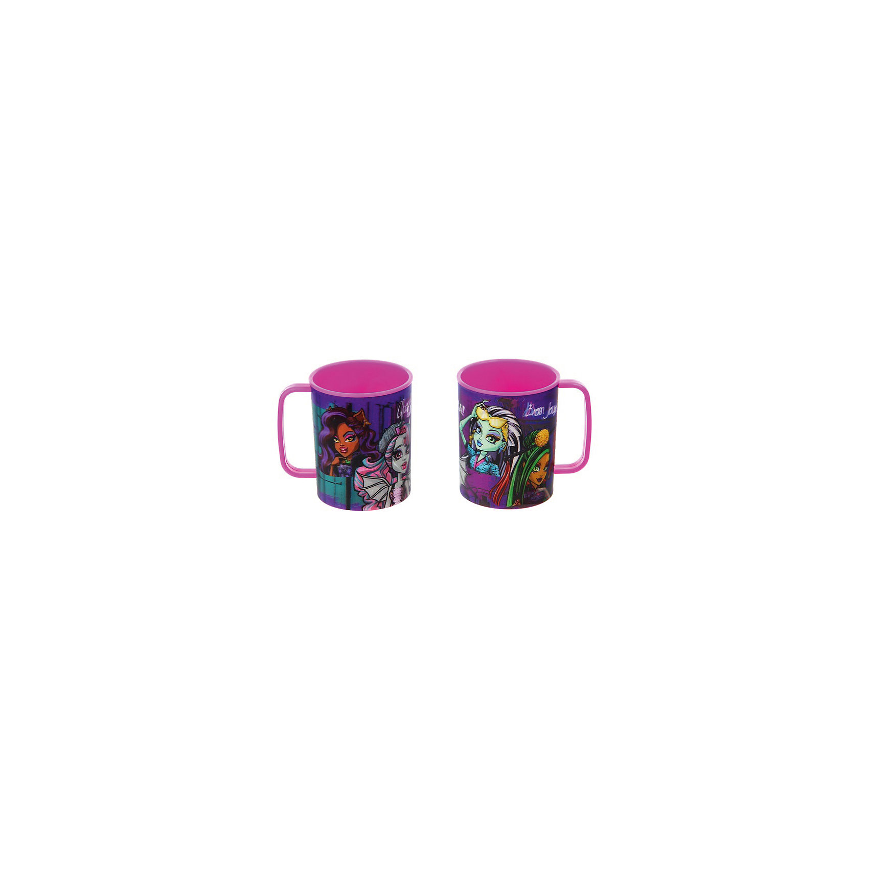 Кружка Ghoul La La 300 мл, Monster High Кружка Ghoul La La 300 мл, Monster HighОригинальная детская кружка Ghoul La La, Monster High (Монстр Хай), станет приятным сюрпризом для Вашей девочки и идеально подойдет для повседневного использования. Кружка выполнена в ярком красочном дизайне по мотивам популярного мультсериала Школа монстров (Monster High) и украшена стерео изображениями его героинь. Материал представляет собой качественный пищевой пластик, не вызывающий аллергии и безопасный для детского здоровья. <br><br>Дополнительная информация:<br><br>- Материал: пластик.<br>- Объем: 300 мл.<br>- Размер кружки: 9,5 х 7,6 см.<br>- Размер упаковки: 7,5 х 9 х 10 см.<br>- Вес: 0,52 кг.<br><br>Кружку Ghoul La La, Monster High (Монстр Хай), можно купить в нашем интернет-магазине.<br><br>Ширина мм: 7<br>Глубина мм: 90<br>Высота мм: 100<br>Вес г: 52<br>Возраст от месяцев: 36<br>Возраст до месяцев: 168<br>Пол: Женский<br>Возраст: Детский<br>SKU: 4093846