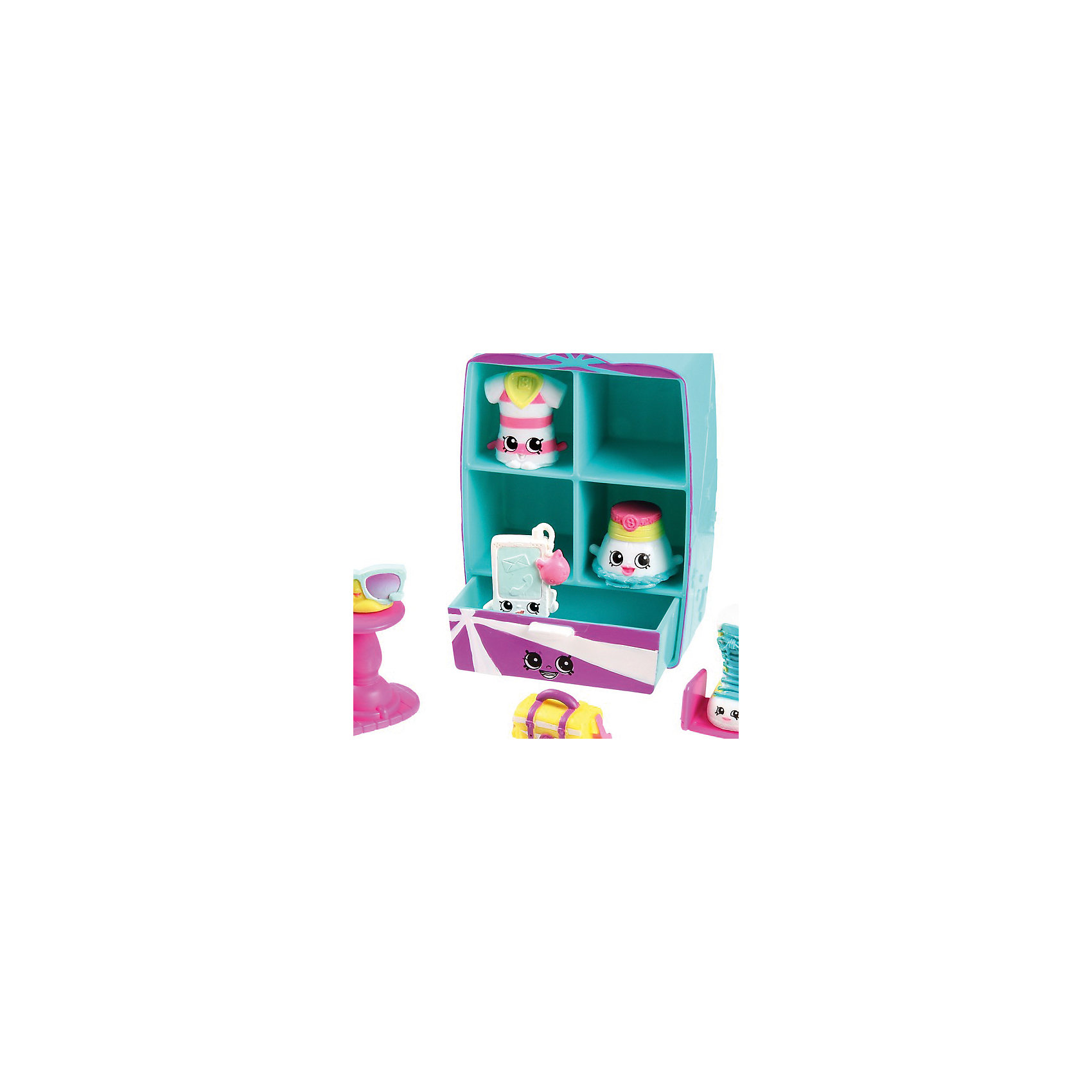 Игровой набор Модные тренды: Зеленый, Shopkins Игровой набор Модные тренды: Зеленый, ShopkinsСоздай неповторимый модный гипермаркет Shopkins вместе с новым игровым набором «Модные тренды» от знаменитого австралийского бренда Moose! Этот замечательный набор принесёт массу положительных эмоций и надолго увлечёт юную любительницу Шопкинсов. Набор сделан из качественной прочной пластмассы, не токсичной и полностью безопасной для ребёнка. Яркий неповторимый дизайн и забавные фигурки овощей, фруктов, разнообразных сладостей и деликатесов в наборе обязательно приведёт в восторг каждую любительницу шопинга!<br><br>Дополнительная информация:<br><br>- Материал: пластик.<br>- Размер фигурки: 2,5 см.<br>- Комплектация: 8 фигурок (шляпка, очки, смартфон и др), гардероб, стул, обувная подставка.<br>- Серия состоит из 148 уникальных героев.<br><br>Игровой набор Модные тренды: Зеленый, Shopkins (Шопкинс), можно купить в нашем магазине.<br><br>Ширина мм: 225<br>Глубина мм: 55<br>Высота мм: 260<br>Вес г: 270<br>Возраст от месяцев: 60<br>Возраст до месяцев: 96<br>Пол: Женский<br>Возраст: Детский<br>SKU: 4299979