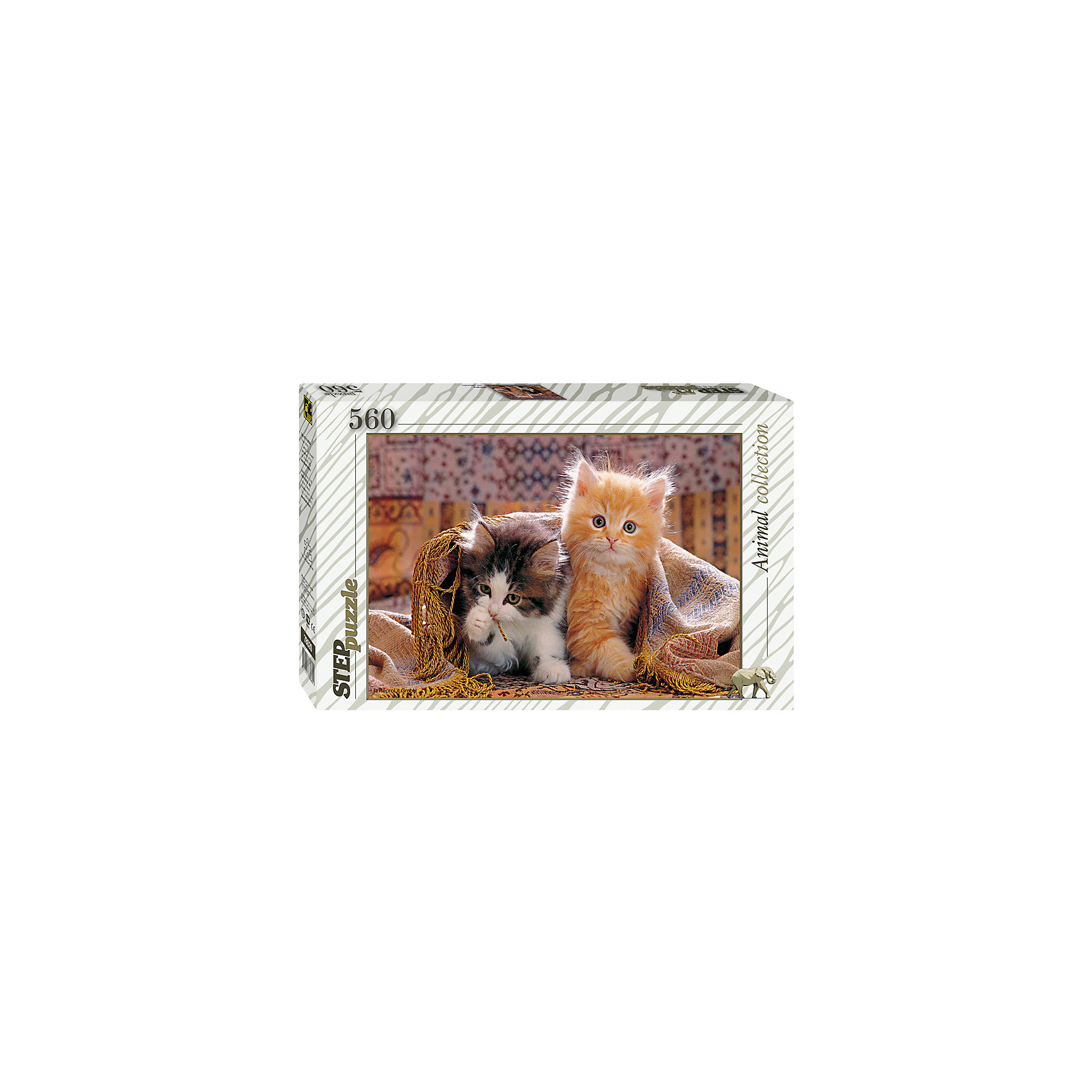 Пазл Котята, 560 деталей, Step Puzzle Пазл Котята, 560 деталей, Step PuzzleПазл Котята, 560 деталей, Step Puzzle (Степ Пазл) – это красочный пазл серии «Animal collection».<br>Пазл Котята от торговой марки Step Puzzle (Степ Пазл) станет прекрасным подарком, как для малышей, так и для взрослых. Все элементы изготовлены из прочного картона. Качественные фрагменты пазла отлично проклеены, не расслаиваются и идеально подходят один к другому, поэтому сборка пазла обеспечит только положительные эмоции. Собрав все детали, Вы получите яркую картинку с изображением двух смешных пушистых котят, которые забрались под плед, и выглядывают оттуда, а один из котят играет с бахромой. Занятия с пазлом поспособствуют развитию множества полезных навыков, таких как мелкая моторика рук, пространственное мышление, память и наблюдательность.<br><br>Дополнительная информация:<br><br>- Количество деталей: 560<br>- Материал: картон<br>- Размер собранной картины: 50х34,5 см.<br>- Отличная проклейка<br>- Детали идеально подходят друг другу<br>- Упаковка: картонная коробка<br>- Размер упаковки: 335x40x215 мм.<br>- Вес: 600 гр.<br><br>Пазл Котята, 560 деталей, Step Puzzle (Степ Пазл) можно купить в нашем интернет-магазине.<br><br>Ширина мм: 335<br>Глубина мм: 40<br>Высота мм: 215<br>Вес г: 600<br>Возраст от месяцев: 84<br>Возраст до месяцев: 192<br>Пол: Унисекс<br>Возраст: Детский<br>SKU: 4588299