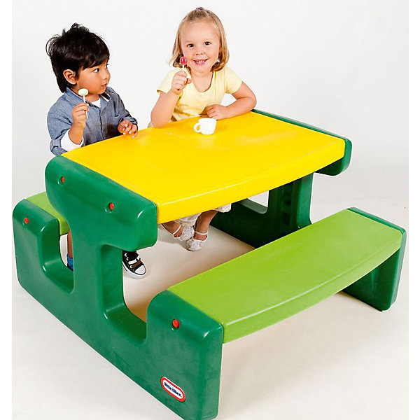 Большой стол для пикника, Little Tikes Большой стол для пикника, Little TikesДомики и мебель<br>Большой стол для пикника, Little Tikes (Литтл Тайкс) отлично пригодится для различных детских игр на природе или в доме. Он выполнен в ярких зелено-желтых тонах – такой столик будет прекрасно смотреться на любой лужайке или в интерьере. Две широкие скамеечки расположены друг напротив друга, с обеих сторон стола, и рассчитаны на 4 человек. Столик не имеет острых углов, которые могут травмировать ребенка; с легкостью собирается и разбирается, в сложенном состоянии занимает мало места. Конструкция прочно скрепляется, что оберегает от случайных падений скамеек и столешницы. Большой стол для пикника прекрасно подойдет для детских игр на воздухе в летний период! <br><br>Дополнительная информация:<br><br>-Размер столика: 93х100х55 см.<br>-Размеры в сложенном виде: 94х54х34 см. <br>-Вес в упаковке: 10,9 кг <br>-Материал: пластик <br><br>Большой стол для пикника, Little Tikes (Литтл Тайкс) можно купить в нашем магазине.<br><br>Ширина мм: 960<br>Глубина мм: 345<br>Высота мм: 545<br>Вес г: 10800<br>Возраст от месяцев: 24<br>Возраст до месяцев: 120<br>Пол: Унисекс<br>Возраст: Детский<br>SKU: 4698048