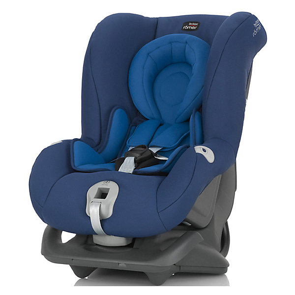 Автокресло Britax Romer FIRST CLASS plus, 0-18 кг, Ocean Blue Автокресло Britax Romer FIRST CLASS plus, 0-18 кг, Ocean BlueГруппа 0-1 (до 18 кг)<br>Автокресло First Class plus, Britax Roemer - комфортная надежная модель, которая сделает поездку Вашего ребенка приятной и безопасной. Сиденье кресла с мягкой вставкой для новорожденных и большим закругленным подголовником обеспечивает комфорт во время длительных поездок. По мере подрастания ребенка вставку можно убрать, увеличив тем самым размер сиденья. Спинка сиденья фиксируется в нескольких положениях (для сна, отдыха и бодрствования), что позволяет выбрать наиболее удобное для ребенка. Кресло оснащено регулируемыми 5-точечными ремнями безопасности с мягкими плечевыми накладками и централизованной регулировкой натяжения. Глубокие боковины с мягкими вставками обеспечивают оптимальную защиту при боковых ударах, а уникальный регулятор наклона уменьшает смещение вперед в случае столкновения.<br><br>Автокресло легко и надежно фиксируется при помощи штатных ремней безопасности. Для малышей весом до 13 кг. автокресло устанавливается на заднем сиденье лицом против движения авто, для малышей от 9 до18 кг. кресло устанавливается лицом по ходу движения автомобиля.<br>В нижней части автокресла имеется специальный упор для компенсации неровности автомобильного сиденья. Обивка кресла изготовлена из высококачественных материалов, съемные тканевые чехлы можно стирать в машинке при деликатном режиме стирки. Автокресло имеет стандарт безопасности ECE R 44/04. Рассчитано на детей от 0 до 3-4 лет, весом 0-18 кг.<br><br>Дополнительная информация:<br><br>- Цвет: Ocean Blue. <br>- Материал: текстиль, пластик.<br>- Размер (ДхШхВ): 59 х 45 х 65 см. <br>- Вес: 8,4 кг.<br><br>Автокресло FIRST CLASS plus, 0-18 кг., Britax Roemer, Ocean Blue, можно купить в нашем интернет-магазине.<br><br>Ширина мм: 590<br>Глубина мм: 450<br>Высота мм: 650<br>Вес г: 12000<br>Возраст от месяцев: 0<br>Возраст до месяцев: 15<br>Пол: Унисекс<br>Возраст: Детский<br>SKU: 4722136