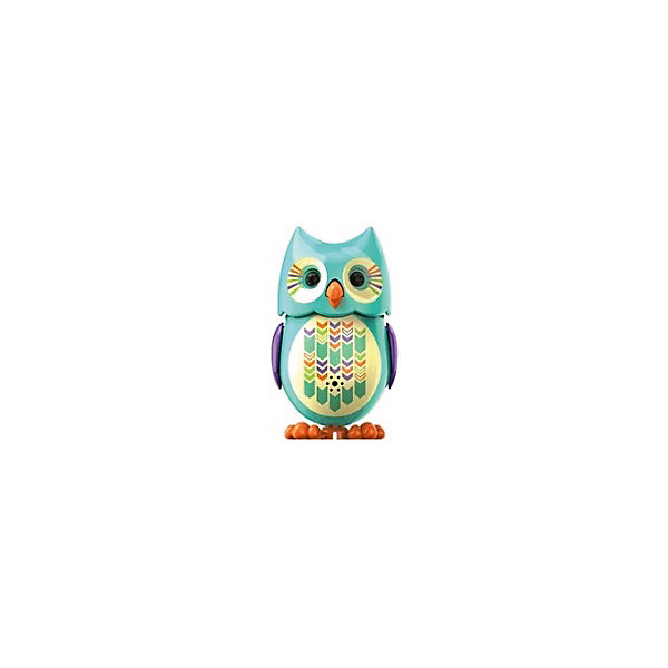 Поющая сова с кольцом, бирюзовая, DigiBirds Поющая сова с кольцом, бирюзовая, DigiBirdsИнтерактивные животные<br>Поющая сова с кольцом, бирюзовая, DigiBirds, Silverlit (Сильверлит) ? интерактивная птичка от мирового производителя детских товаров Silverlit (Сильверлит). Сова оснащена световыми и звуковыми эффектами. Ее творческий репертуар состоит из 55 песенок, которые исполняются как в сольном виде, так и в хоровом. Имея столь разнообразный репертуар, эта игрушка вряд ли быстро наскучит вашему ребенку. Активируется сова тремя способами: на нее достаточно подуть или посвистеть в свисток, который идет в комплекте, или резко взмахнуть по воздуху, держа птичку в руке. Кроме того, сова умеет танцевать: в такт музыке машет крыльями, раскрывает клюв и поворачивает головой. Кроме того, пение сопровождается свечением больших очаровательных глаз.<br>Поющая сова с кольцом, бирюзовая, DigiBirds, Silverlit (Сильверлит) ? совершенно уникальная игрушка, которая не только развлекает вашего ребенка, но и занимается его музыкальным развитием. В первую очередь, она способствует формированию музыкального слуха и памяти. Простые действия: подуть в свисток, подуть на сову ? простые, но очень эффективные упражнения, которые направлены на развитие речевого аппарата.<br>Поющая сова с кольцом, бирюзовая, DigiBirds, Silverlit (Сильверлит) ? это миниатюрный музыкальный центр для вашего ребенка.<br><br>Дополнительная информация:<br><br>- Вид игр: сюжетно-ролевые игры <br>- Предназначение: для дома<br>- Батарейки: 3 шт. LR44<br>- Материал: высококачественный пластик<br>- Размер (ДхШхВ): 6,4*15,2*10,2 см<br>- Вес: 91 г<br>- Комплектация: сова, свисток-кольцо для птички, инструкция, батарейки<br>- Особенности ухода: протирать влажной губкой<br><br>ВНИМАНИЕ! Данный артикул имеется в наличии в разных цветовых исполнениях (сиреневый, красный, бирюзовый, белый, розовый, оранжевый). К сожалению, заранее выбрать определенный цвет невозможно. <br><br>Подробнее:<br><br>• Для детей в возрасте: от 3 лет и до 7 лет <br>• Страна производитель: Китай<br>• Торговый бренд: Silverlit<br><br>Поющую сову с кольцом, бирюзовую, DigiBirds, Silverlit (Сильверлит) можно купить в нашем интернет-магазине.<br><br>Ширина мм: 64<br>Глубина мм: 152<br>Высота мм: 102<br>Вес г: 91<br>Возраст от месяцев: 36<br>Возраст до месяцев: 84<br>Пол: Унисекс<br>Возраст: Детский<br>SKU: 4797151