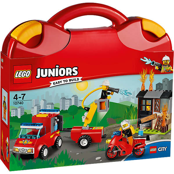 LEGO Juniors 10740: Чемоданчик «Пожарная команда» LEGO Juniors 10740: Чемоданчик «Пожарная команда»Пластмассовые конструкторы<br>LEGO Juniors 10740: Чемоданчик «Пожарная команда»<br><br>Характеристики:<br><br>- в набор входит: детали мотоцикла, пожарной машины, постройки, 2 минифигурки, аксессуары, красочная инструкция<br>- минифигурки набора: пожарный мужчина, пожарная женщина<br>- состав: пластик<br>- количество деталей: 110 <br>- размер чемоданчика: 28 * 6 * 26 см.<br>- размер пожарной машины с прицепом: 20 * 5 * 18 см.<br>- для детей в возрасте: от 4 до 7 лет<br>- Страна производитель: Дания/Китай/Чехия<br><br>Легендарный конструктор LEGO (ЛЕГО) представляет серию «Juniors» (Джуниорс) для новичков в строительстве из конструктора ЛЕГО. Набор «Пожарная команда» включает в себя все необходимое для игры в пожарных. Пожарный расчет набора состоит из пожарного мужчины на машине с прицепом и пожарной женщины на мотоцикле. Мотоцикл оборудован небольшим огнетушителем для небольшого локального огня, а машина с прицепом оснащена баком с водой и раствором для тушения. Специальный гидравлический кран поможет поднять одного из пожарных вверх и тушить дом эффективнее. Небольшая заброшенная постройка заколочена деталью-доской, чтобы пробраться в здание пожарным понадобится электрическая пила, в пожарной машине такая имеется. Все детали набора легко собираются и в них можно уже играть. Благодаря удобному пластиковому чемоданчику на защелках конструктор можно эргономично хранить. Играя с конструктором ребенок развивает моторику рук, воображение и логическое мышление. Придумывайте новые игры с набором LEGO «Juniors»!<br><br>Конструктор LEGO Juniors 10740: Чемоданчик «Пожарная команда» можно купить в нашем интернет-магазине.<br><br>Ширина мм: 284<br>Глубина мм: 266<br>Высота мм: 68<br>Вес г: 741<br>Возраст от месяцев: 48<br>Возраст до месяцев: 84<br>Пол: Мужской<br>Возраст: Детский<br>SKU: 5002522