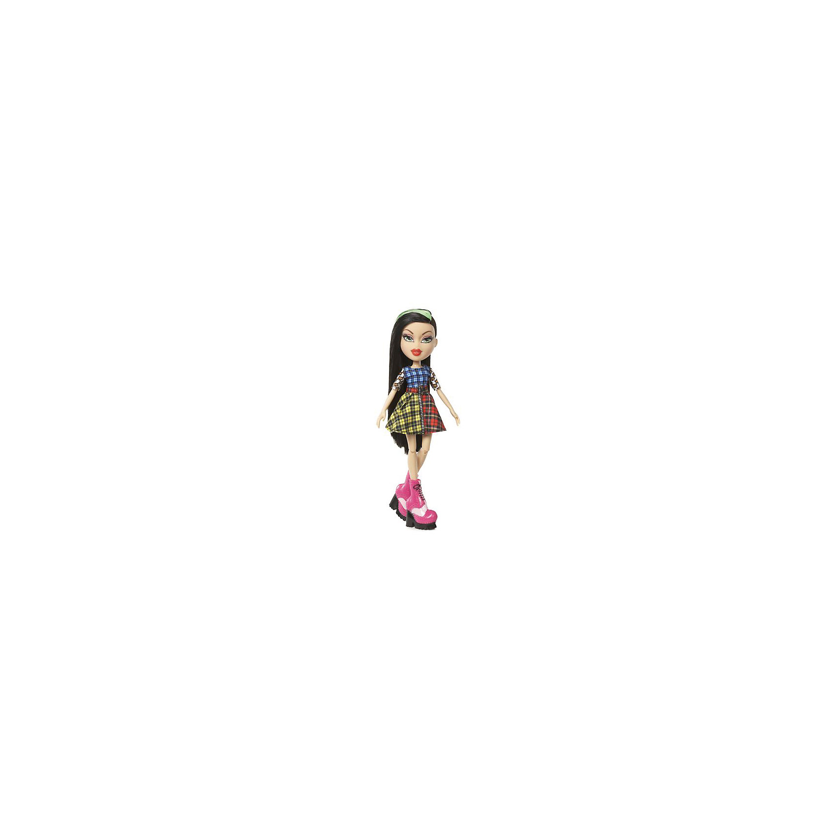 Кукла делюкс Джей, Давай знакомиться, Bratz Кукла делюкс Джей, Давай знакомиться, BratzКуклы-модели<br>Характеристики товара:<br><br>- цвет: разноцветный;<br>- материал: пластик, текстиль;<br>- особенности: руки и ноги сгибаются;<br>- размер упаковки: 18х31х7 см;<br>- размер куклы: 27 см.<br><br>Такие красивые куклы не оставят ребенка равнодушным! Какая девочка откажется поиграть с куклой Bratz?! Игрушка отлично детализирована, очень качественно выполнена, поэтому она станет отличным подарком ребенку. В наборе идут одежда и аксессуары, которыми можно украсить куклу!<br>Изделие произведено из высококачественного материала, безопасного для детей.<br><br>Куклу делюкс Джей, Давай знакомиться, от бренда Bratz можно купить в нашем интернет-магазине.<br><br>Ширина мм: 180<br>Глубина мм: 310<br>Высота мм: 70<br>Вес г: 400<br>Возраст от месяцев: 48<br>Возраст до месяцев: 2147483647<br>Пол: Женский<br>Возраст: Детский<br>SKU: 5040283