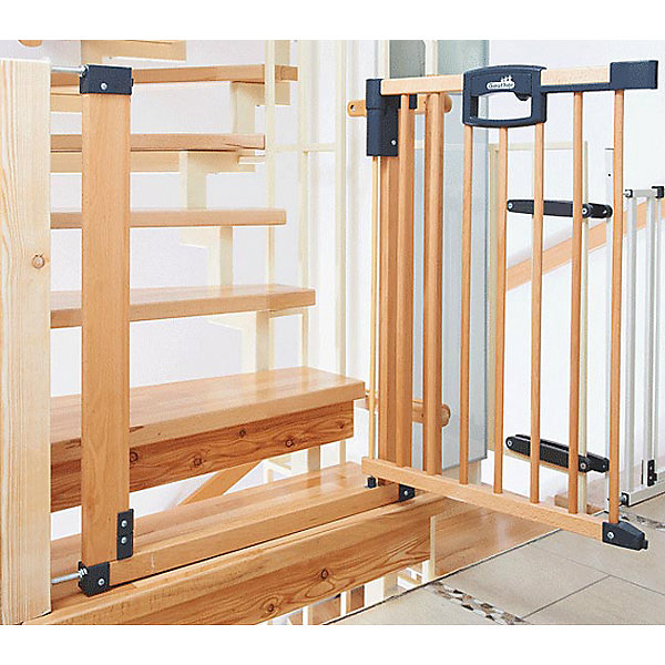 Барьеры-ворота Easy Lock Natural 80,5*88,5*82,5см, Geuther Барьеры-ворота Easy Lock Natural 80,5*88,5*82,5см, GeutherБлокирующие и защитные устройства для дома<br>Воздушная и легкая, дверная решетка надежно защитит Вашего ребенка! <br>Ограждение такими детскими воротами безопасности открывается для взрослых настолько же легко, насколько это непреодолимо для детей.<br>Простой монтаж не соскальзывает, установка возможна без сверления, а дополнительные зажимы обеспечивают переоборудование в лестничную решетку.<br><br>Дополнительная информация:<br><br>- Ширина: 80.5-88.5 см.<br>- Высота: 82.5 см.<br>- Материал: металл, пластик.<br><br>Купить барьер-ворота Easy Lock Natural 80,5*88,5*82,5см., от Geuther, можно в нашем магазине.<br><br>Ширина мм: 950<br>Глубина мм: 860<br>Высота мм: 810<br>Вес г: 9000<br>Возраст от месяцев: 0<br>Возраст до месяцев: 24<br>Пол: Унисекс<br>Возраст: Детский<br>SKU: 5093566