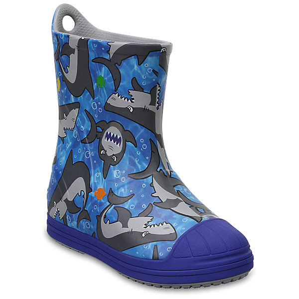 Резиновые сапогиKids’ Crocs Bump It Graphic Rain Boot, синий Резиновые сапогиKids’ Crocs Bump It Graphic Rain Boot, синийРезиновые сапоги<br>Характеристики товара:<br><br>• цвет: синий<br>• принт: Акула<br>• сезон: демисезон, лето<br>• материал: 100% полимер Croslite™<br>• непромокаемые<br>• температурный режим: от 0° до +20° С<br>• легко очищаются<br>• антискользящая подошва<br>• язычок для удобного надевания<br>• толстая устойчивая подошва<br>• страна бренда: США<br>• страна изготовитель: Китай<br><br>Сапоги могут быть и стильными, и непромокаемыми! <br><br>Для детской обуви крайне важно, чтобы она была удобной. <br><br>Такие сапоги обеспечивают детям необходимый комфорт, а надежный материал не пропускает внутрь воду. <br><br>Сапоги легко надеваются и снимаются, отлично сидят на ноге. <br><br>Материал, из которого они сделаны, не дает размножаться бактериям, поэтому такая обувь препятствует образованию неприятного запаха и появлению болезней стоп. <br><br>Данная модель особенно понравится детям - ведь в них можно бегать по лужам!<br><br>Резиновые сапоги Kids’ Crocs Bump It Graphic Rain Boot от торговой марки Crocs можно купить в нашем интернет-магазине.<br><br>Ширина мм: 237<br>Глубина мм: 180<br>Высота мм: 152<br>Вес г: 438<br>Цвет: синий<br>Возраст от месяцев: 72<br>Возраст до месяцев: 84<br>Пол: Унисекс<br>Возраст: Детский<br>Размер: 30,24,23,29,28,34/35,27,33/34,31/32,26,25<br>SKU: 5416748