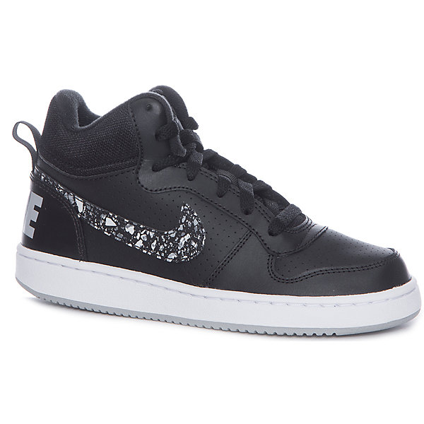 Кроссовки NIKE Кроссовки NIKEКроссовки<br>Характеристики товара:<br><br>• цвет: черный<br>• спортивный стиль<br>• внешний материал обуви: искусственная кожа, текстиль<br>• внутренний материал: текстиль<br>• стелька: текстиль<br>• подошва: резина<br>• легкие<br>• дышащие<br>• декорированы логотипом<br>• вставка в подошве для мягкой амортизации<br>• тип застежки: шнуровка<br>• сезон: весна, лето<br>• температурный режим: от +10°С до +20°С<br>• устойчивая подошва<br>• защищенный мыс и пятка<br>• износостойкий материал<br>• коллекция: весна-лето 2017<br>• страна бренда: США<br>• страна изготовитель: Индонезия<br><br>Продукция бренда NIKE известна высоким качеством, уникальным узнаваемым дизайном и проработанными деталями, которые создают удобство при занятиях спортом и долгой ходьбе. Качественный текстиль в качестве внутреннего материала помогает этой модели обеспечить ребенку комфорт и предотвратить натирание.<br><br>Уход за такой обувью прост, она легко чистится и быстро сушится. Надевается элементарно благодаря удобным застежкам. <br><br>Обувь качественно проработана, она долго служит, удобно сидит, отлично защищает детскую ногу от повреждений. Стильно выглядит и хорошо смотрится с одеждой разных цветов и стилей.<br><br>Кроссовки NIKE (Найк) можно купить в нашем интернет-магазине.<br><br>Ширина мм: 250<br>Глубина мм: 150<br>Высота мм: 150<br>Вес г: 250<br>Цвет: черный<br>Возраст от месяцев: 132<br>Возраст до месяцев: 144<br>Пол: Унисекс<br>Возраст: Детский<br>Размер: 34.5,39,38.5,38,37.5,37,36,35.5<br>SKU: 6676612