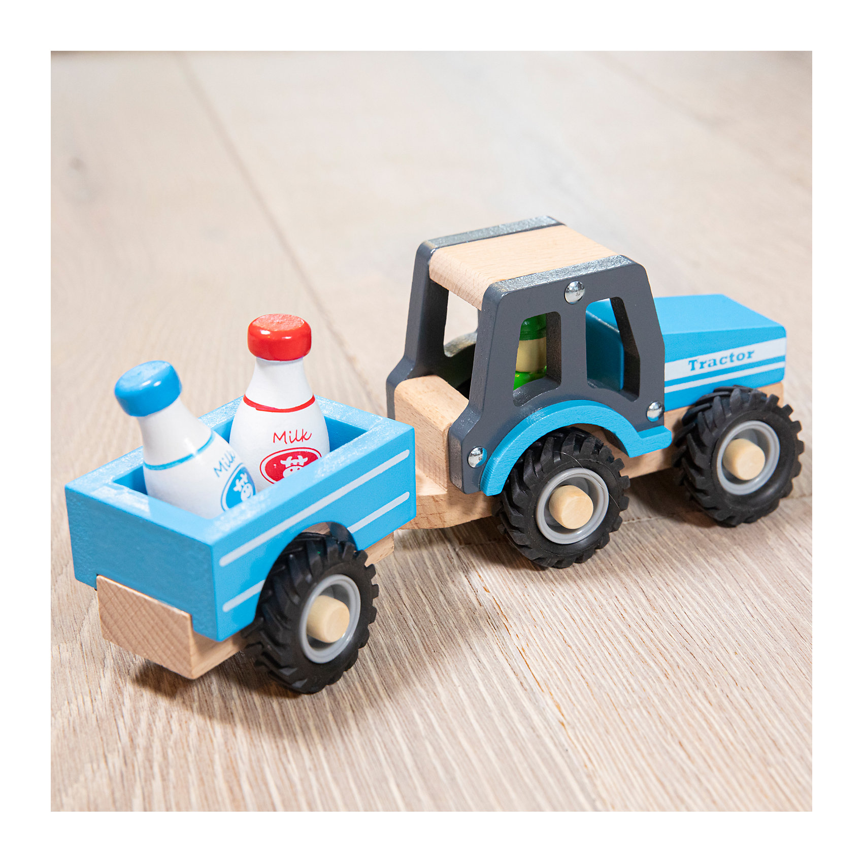 Трактор с прицепом Молоко New Classic Toys 16162959